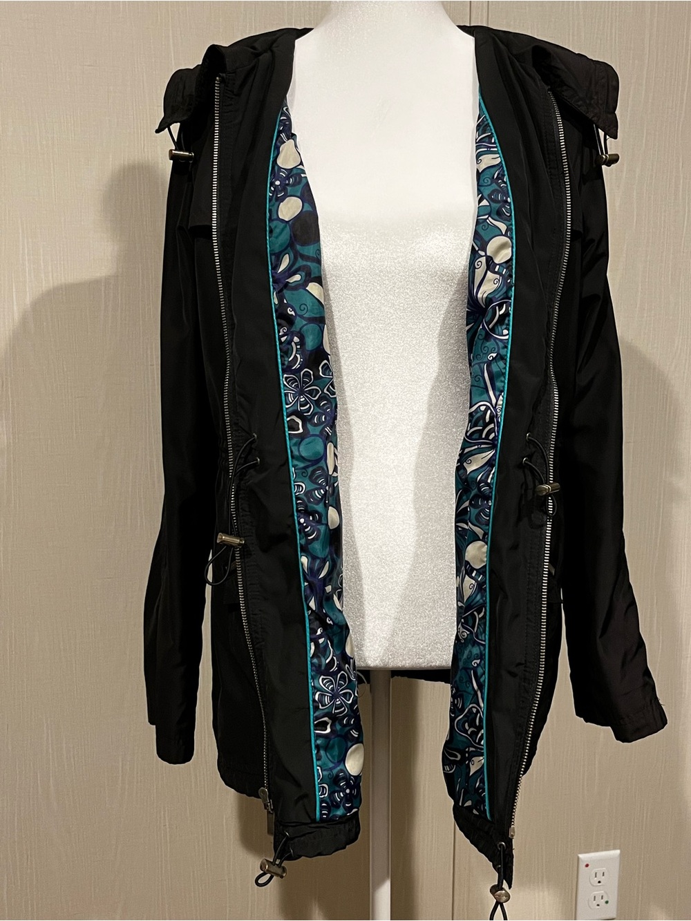 Green With Envy Black Hooded Utility Anorak Jacket, Sz Med - Picture 3 of 5